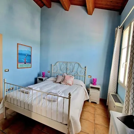 Guest house Insolent 3*