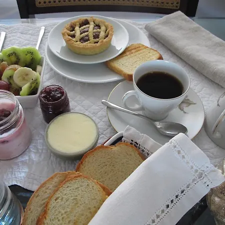 Insolent Gatteo a Mare