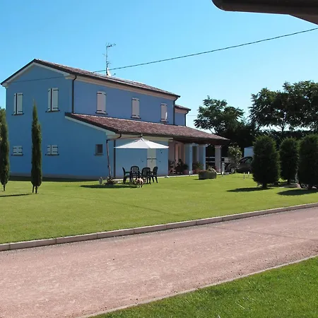 Insolent Gatteo a Mare