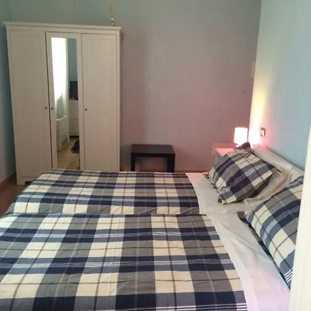 Insolent Gatteo a Mare