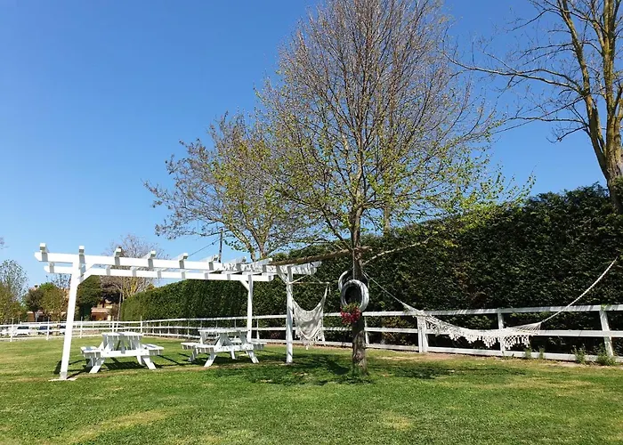 招待所 傲慢旅馆 3*