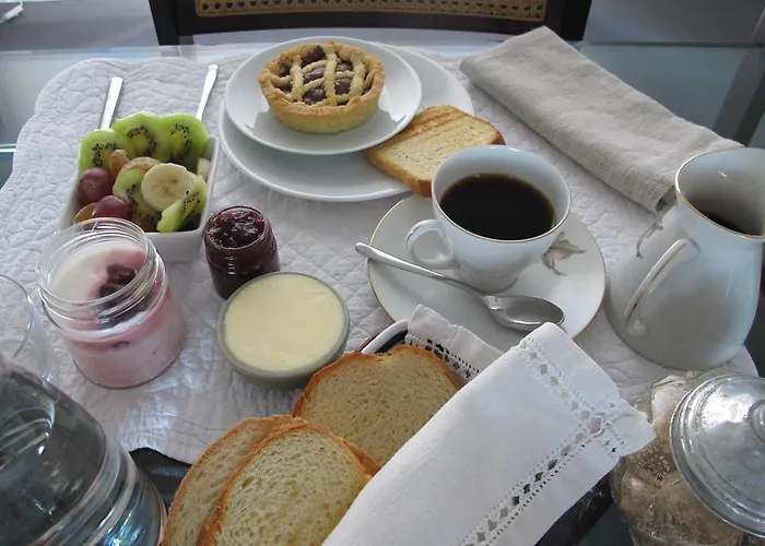 Insolent Gatteo a Mare